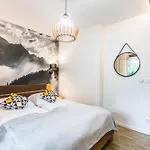 Apartament Za Strugiem
