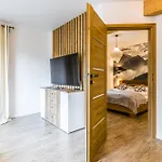 Za Strugiem Apartament *