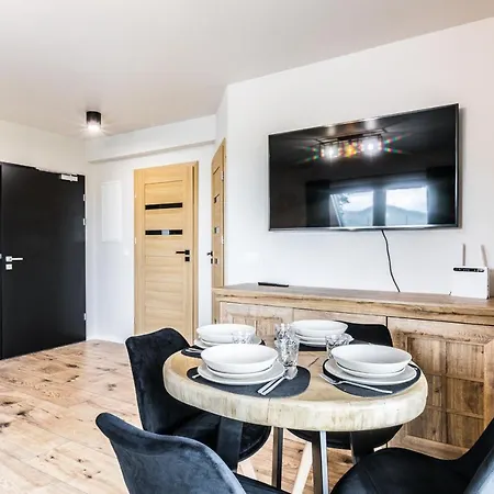 Za Strugiem Apartment Zakopane